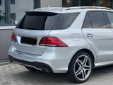 Mercedes-Benz GLE 500 4M/Head-Up/H&K/AMG/ACC/360*Cam/21 Zoll - Mercedes-Benz GLE 500 von privat
