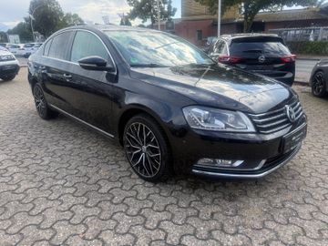 Volkswagen Passat - 3