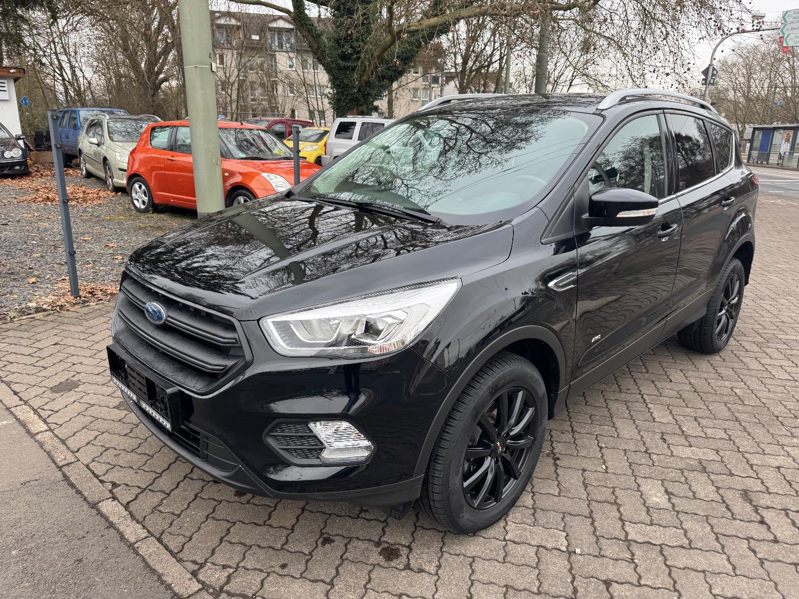 Ford Kuga Cool & Connect