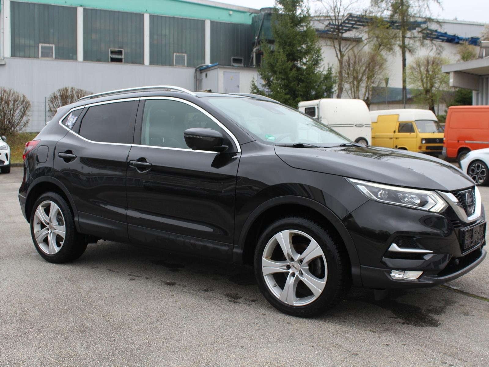 Nissan Qashqai 1.6 N-Connecta