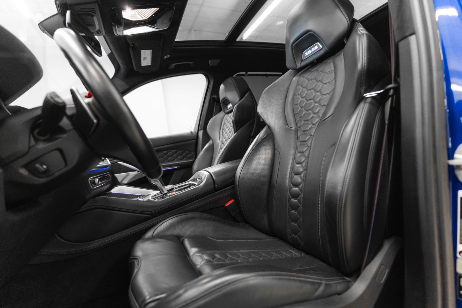 Fahrzeugabbildung BMW X5 M Competition B&W LASER HUD 360° PANO ACC