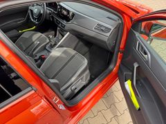 Fahrzeugabbildung Volkswagen Polo Highline -17"LM*Kamera*Panorama*LED*2xKlima