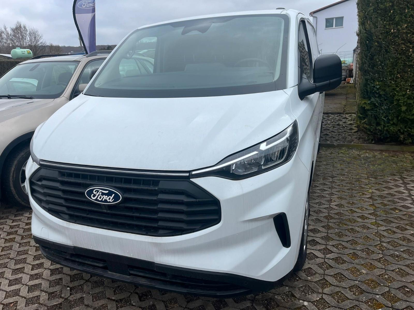 Ford Transit Custom,320,L1H1,150PS,Klimaau.Navi,Kamer