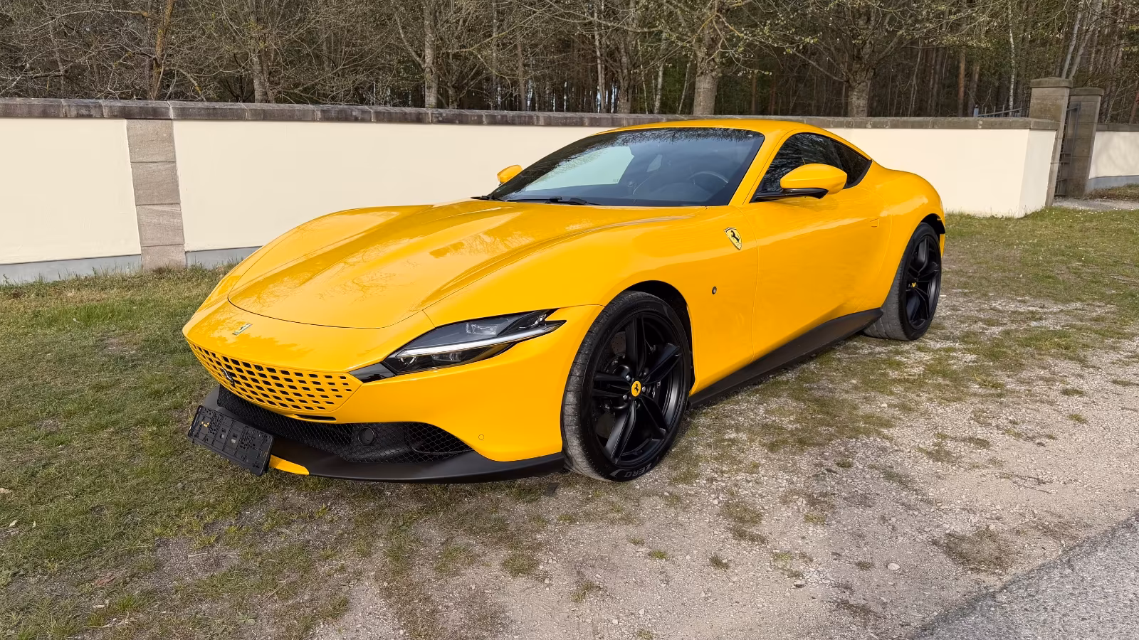 Ferrari Roma 3.9 T V8 DCT - GIALLO TRIPLO STRATO