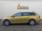 Volkswagen Golf VII Variant Join*AHK*SCHECKHEFT*CARPLAY - mit Diesel-Antrieb: Gelb, Kombi