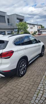 BMW X1 sDrive20i xLine AHK, Panorama, Leder - BMW X1 Gebrauchtwagen in Bielefeld