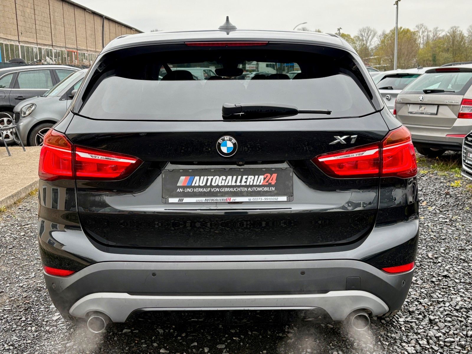 Fahrzeugabbildung BMW X1 xDrive20i Aut. SPORT LINE Navi Leder LED Pano