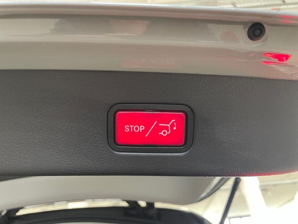 Fahrzeugabbildung Mercedes-Benz GLC 220 d 4M Avantg. AHK Pano Totwi DigitalLight