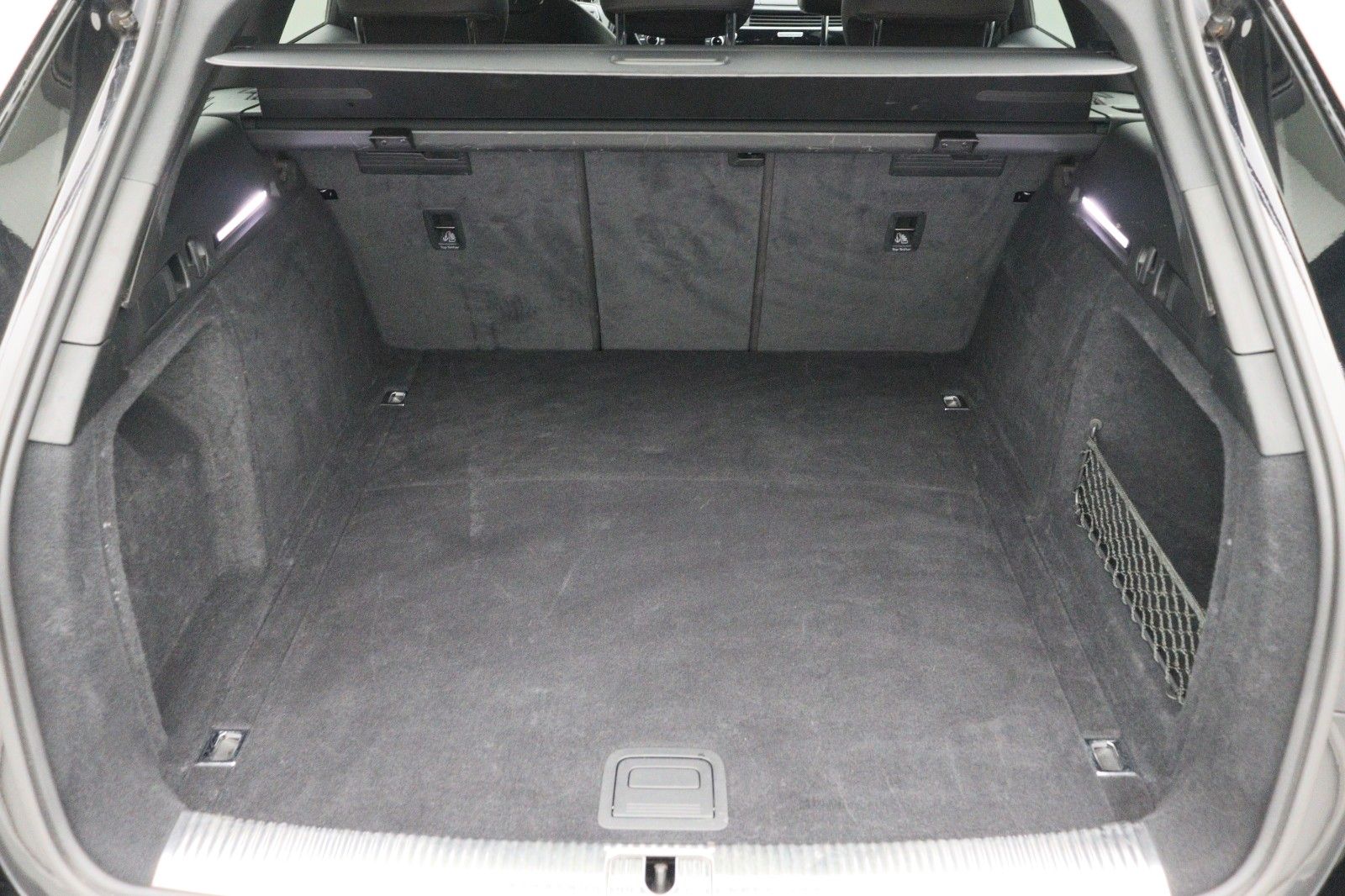 Fahrzeugabbildung Audi A4 Avant 2.0 quattro sport S-Line 19"  Rotor