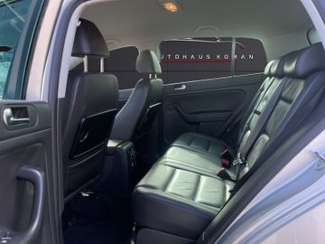 Volkswagen Golf - 11