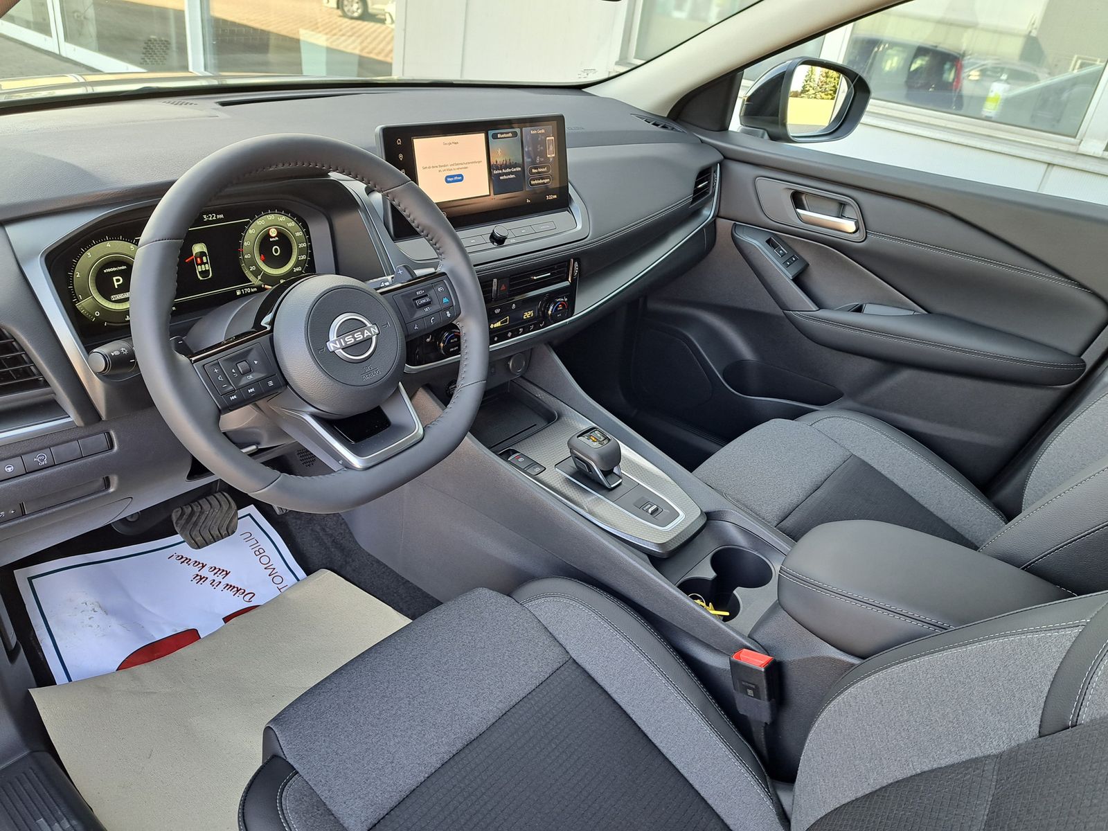 Fahrzeugabbildung Nissan Qashqai N-Connecta 1.3 MHEV 158PS Xtronic WINTER