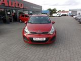 Kia Rio/KLIMA/ALLWETTER - Kia Rio: Kleinwagen
