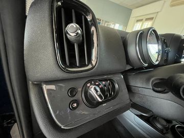 MINI One Countryman - 9