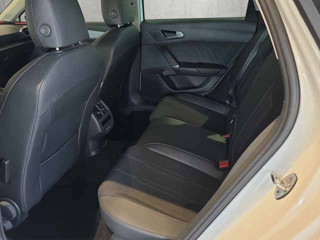Leon Sportstourer 1.5 eTSI*AHK*NAVI*ACC*