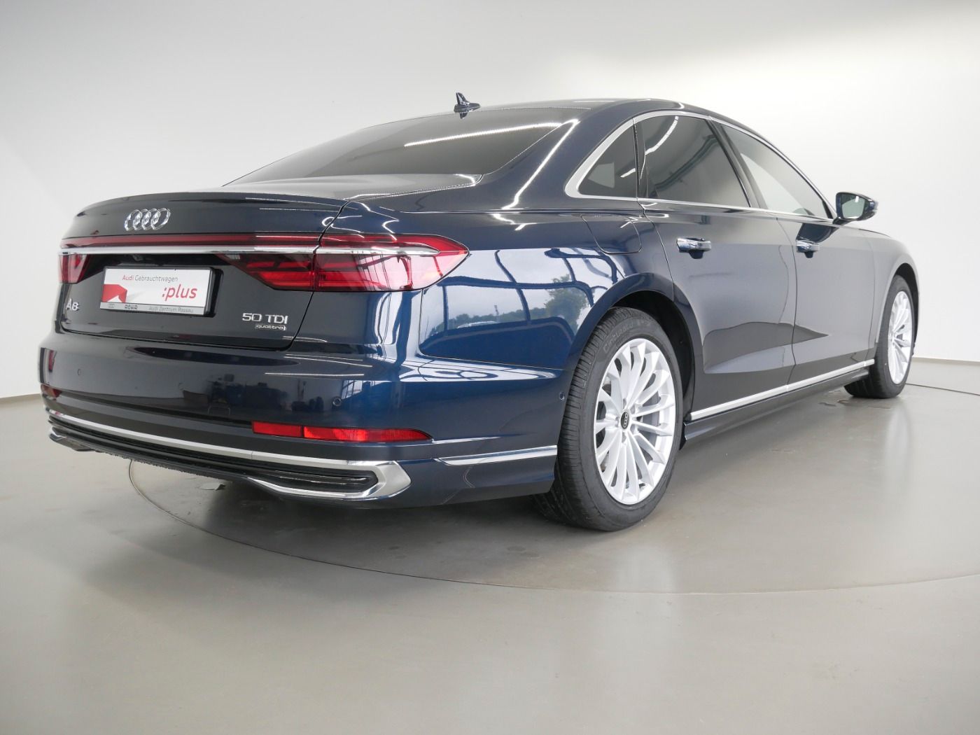 Audi A8 - Bild 6