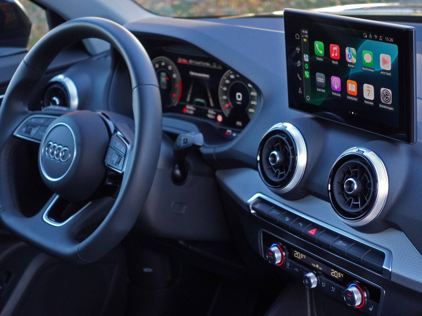 Fahrzeugabbildung Audi Q2 35 TFSI S line Matrix HiFi Kamera AHK ...