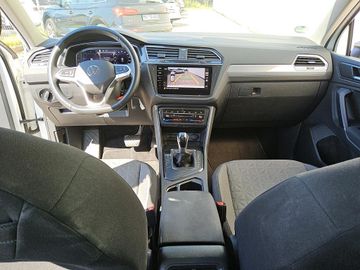 Volkswagen Tiguan - 8