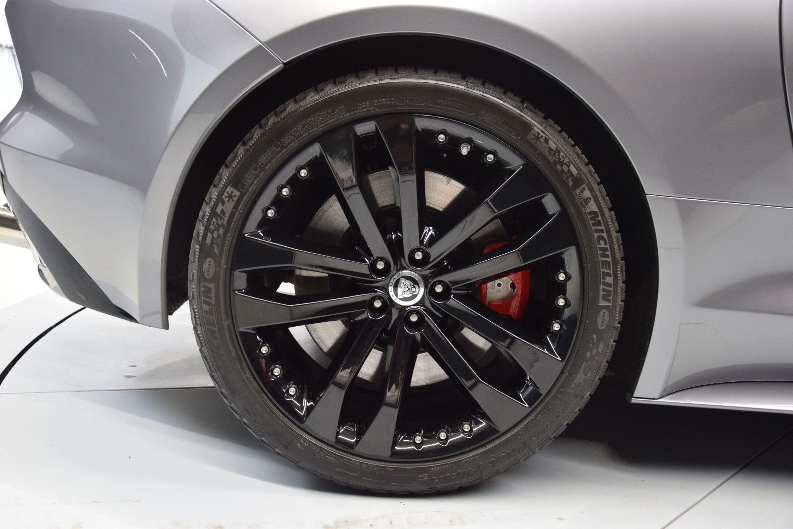 Fahrzeugabbildung Jaguar F-Type Cabrio R-Dynamic Memory Vollleder S-AGA
