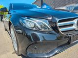 Mercedes-Benz E 350d T 4M AVANTGARDE STHZG LED 98TKM AHK TOTW - Mercedes-Benz: 98