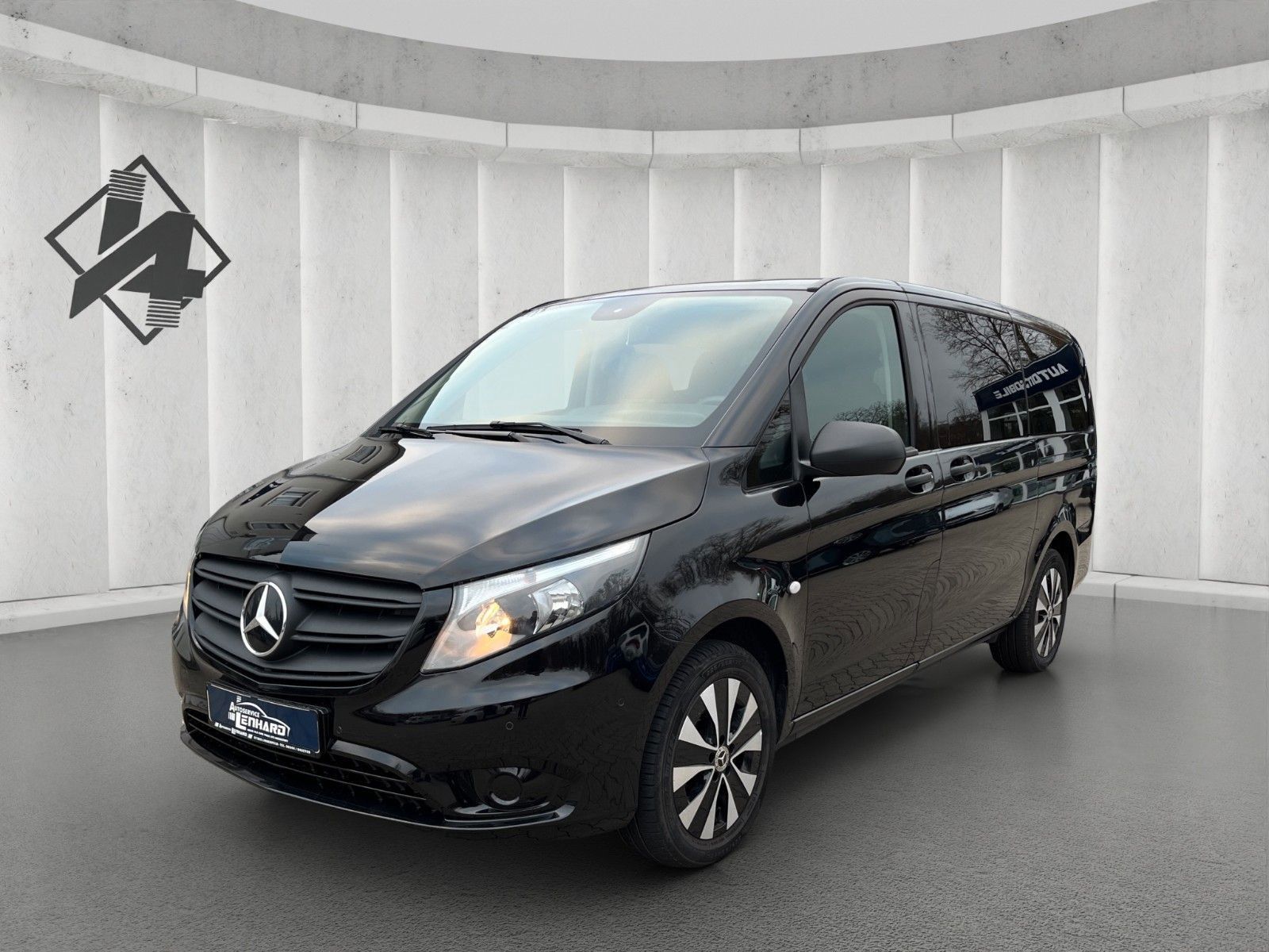 Fahrzeugabbildung Mercedes-Benz Vito 116 Tourer*9G-Automatik*PDC*Temp*9-Sitzer*