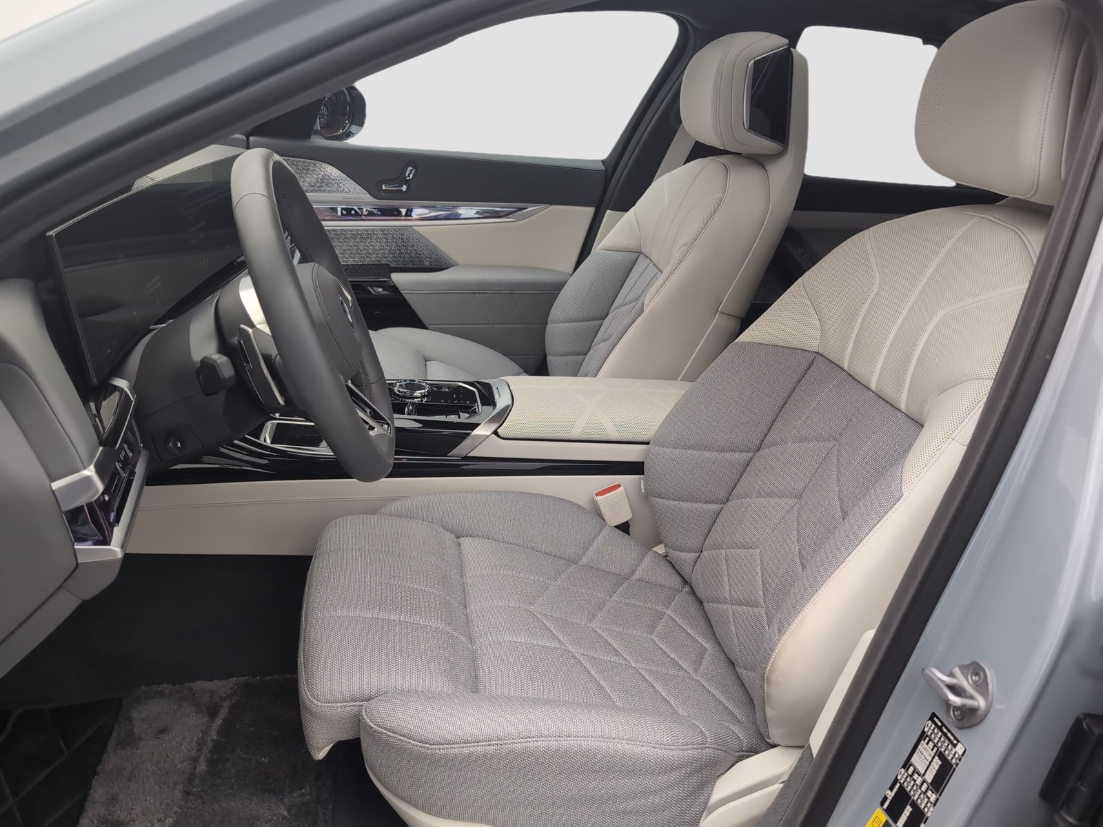 BMW 750 - Bild 8