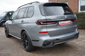 Fahrzeugabbildung BMW X7 xDrive 40 i M Sport*Bowers & Wilkins