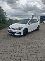 Volkswagen Golf GTI 2.0 TSI (245 PS) Performance SHZ+NAVI+ - Volkswagen Golf: 24