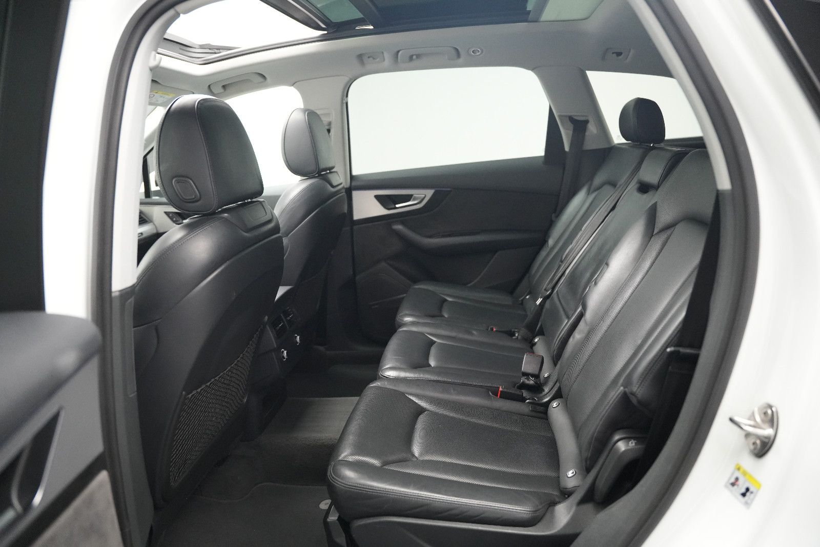 Fahrzeugabbildung Audi Q7 3.0 TDI *S-Line*Panorama*HUD*BOSE*R-Kamera*