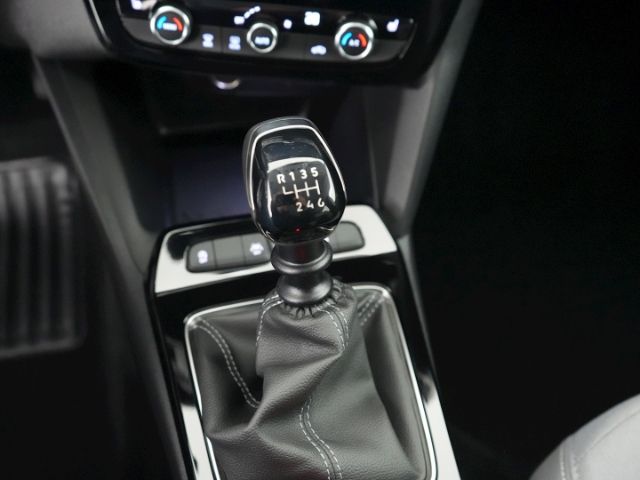 Mokka B ELEGANCE+NAVI+BLUETOOTH+SITZ-/LENKRADHEI