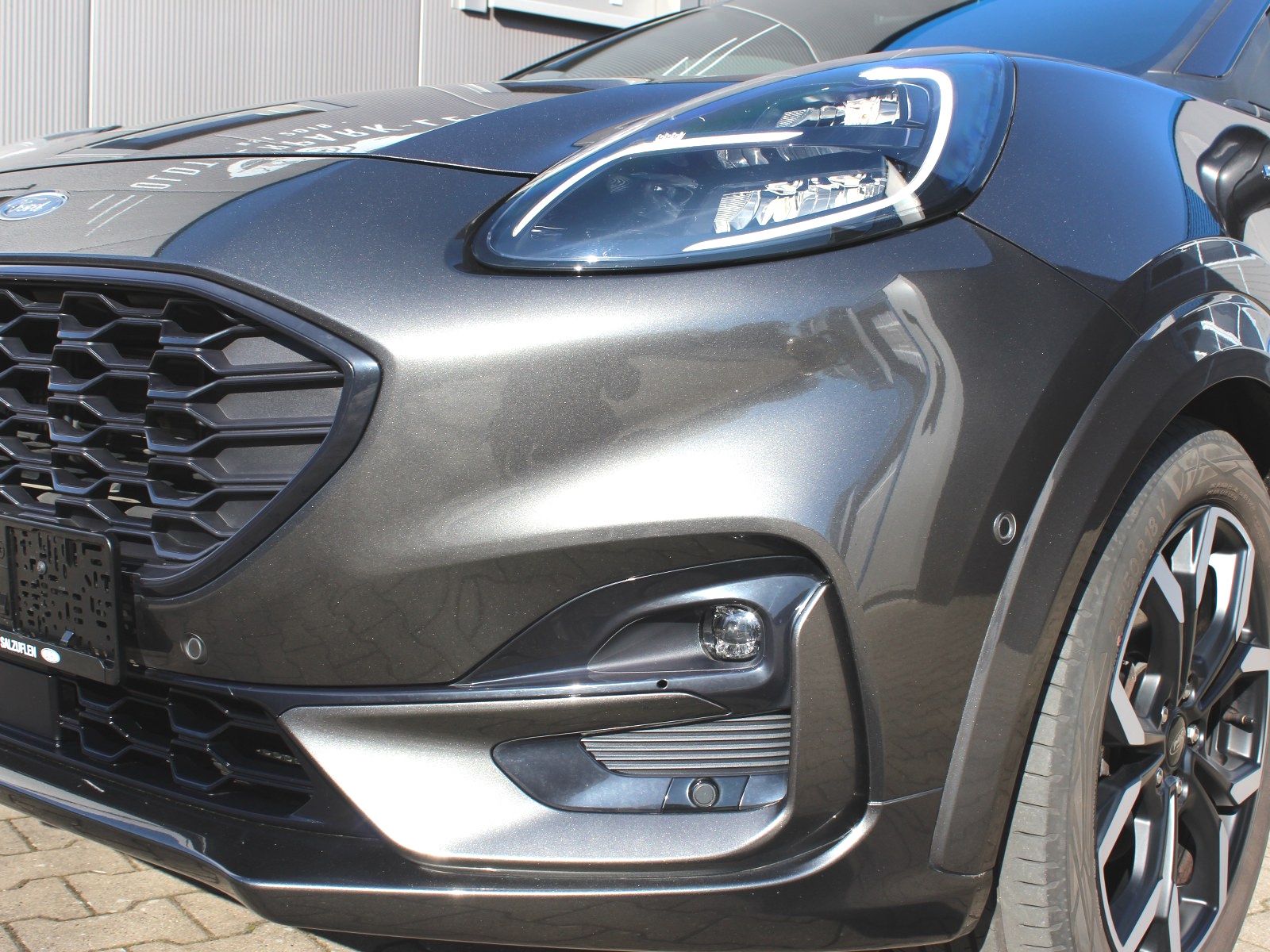 Fahrzeugabbildung Ford Puma ST-Line X 1,0 EcoBoost Mild Hybrid