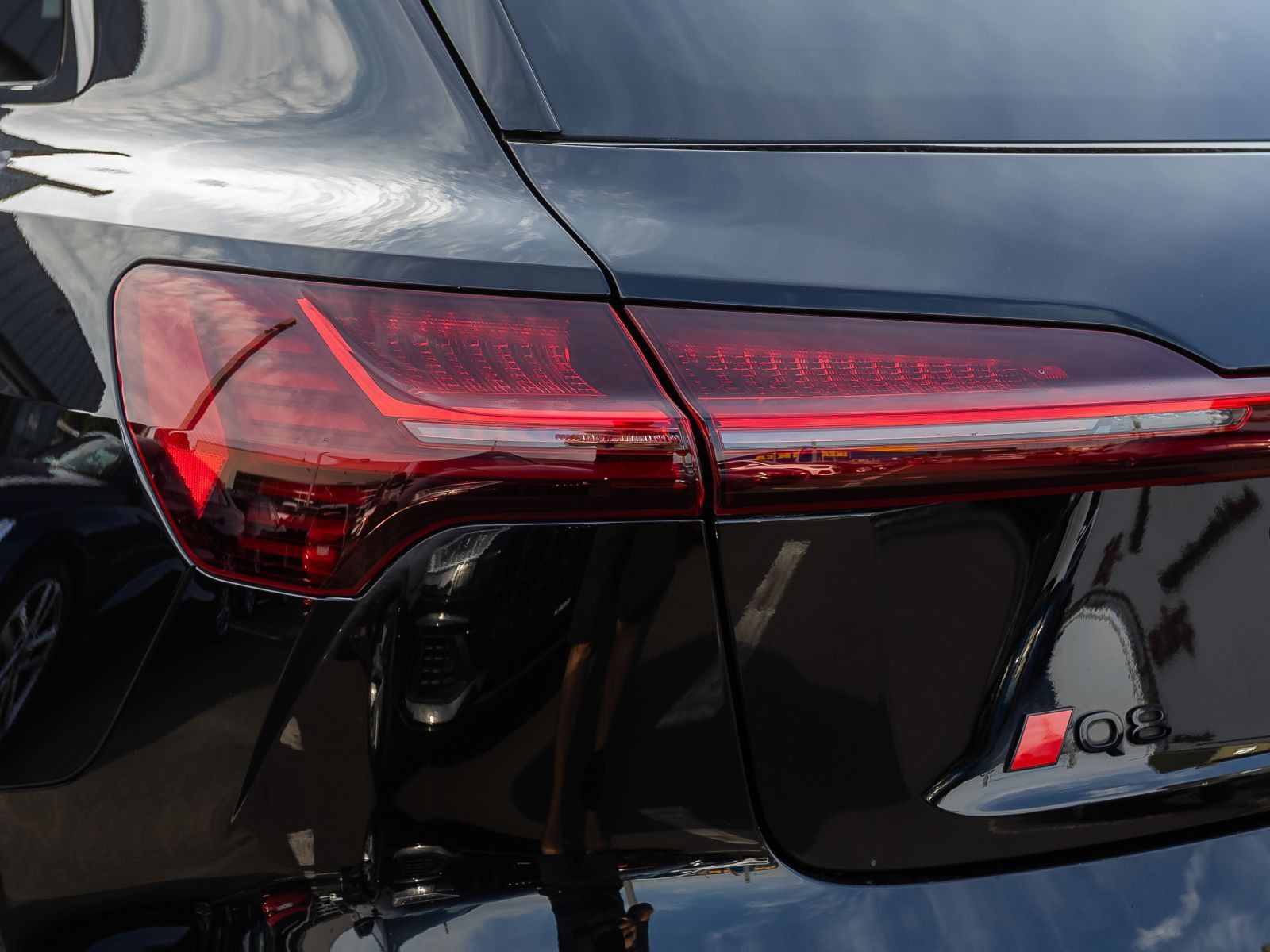 Audi Q8 e-tron S line 50 qu Navi Matrix Panorama AIR  foto 9