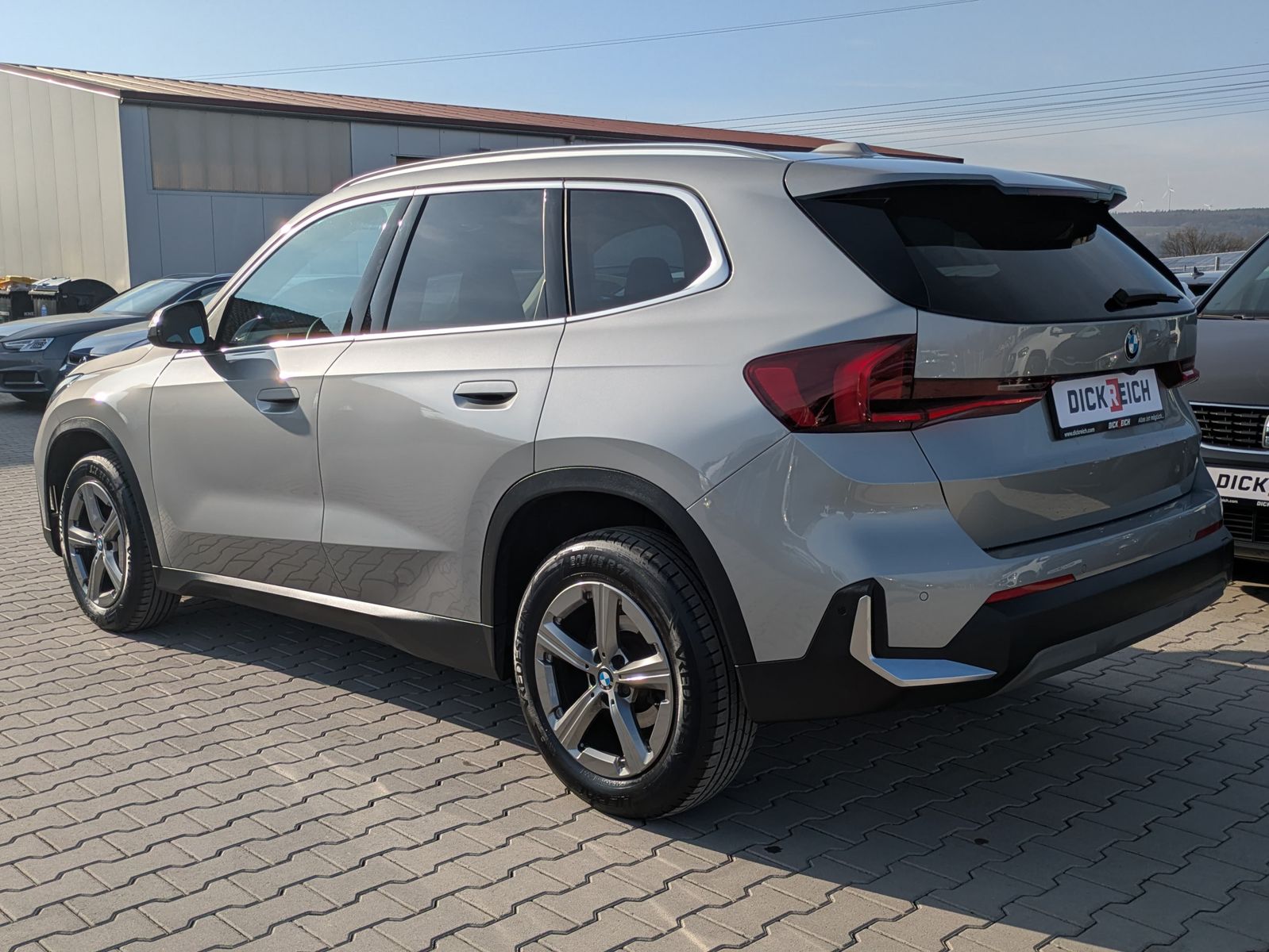 Fahrzeugabbildung BMW X1 18 d sDrive PANO/KAM/DAB/LED/SHZ/LHZ/TEMP