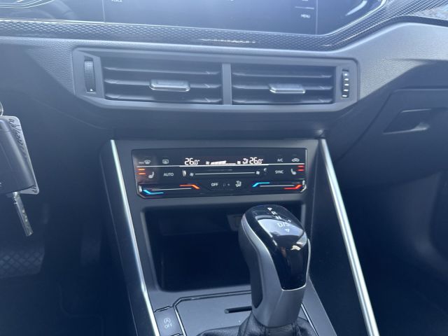 Taigo 1.0 TSI DSG Life IQ.Drive RFK SITZHZG R2D