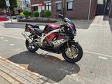 Honda CBR 900 RR Fireblade  - HONDA 1996 CBR 900