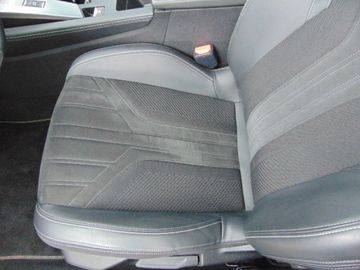 Bild 13 Peugeot 308 GT