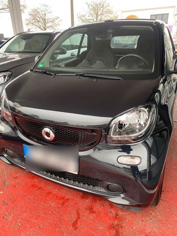 Smart fortwo cabrio benziner *top*