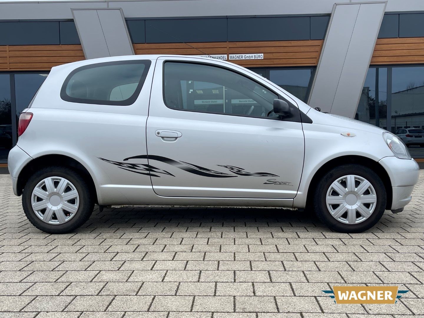 Fahrzeugabbildung Toyota Yaris 1.3 Linea Luna Servolenkung TÜV Neu