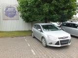 Ford Focus 1.6TDCi KLIMAANLAGE NEUER ZAHNRIEMEN - Ford Focus mit Diesel-Antrieb: Kombi, 1.6