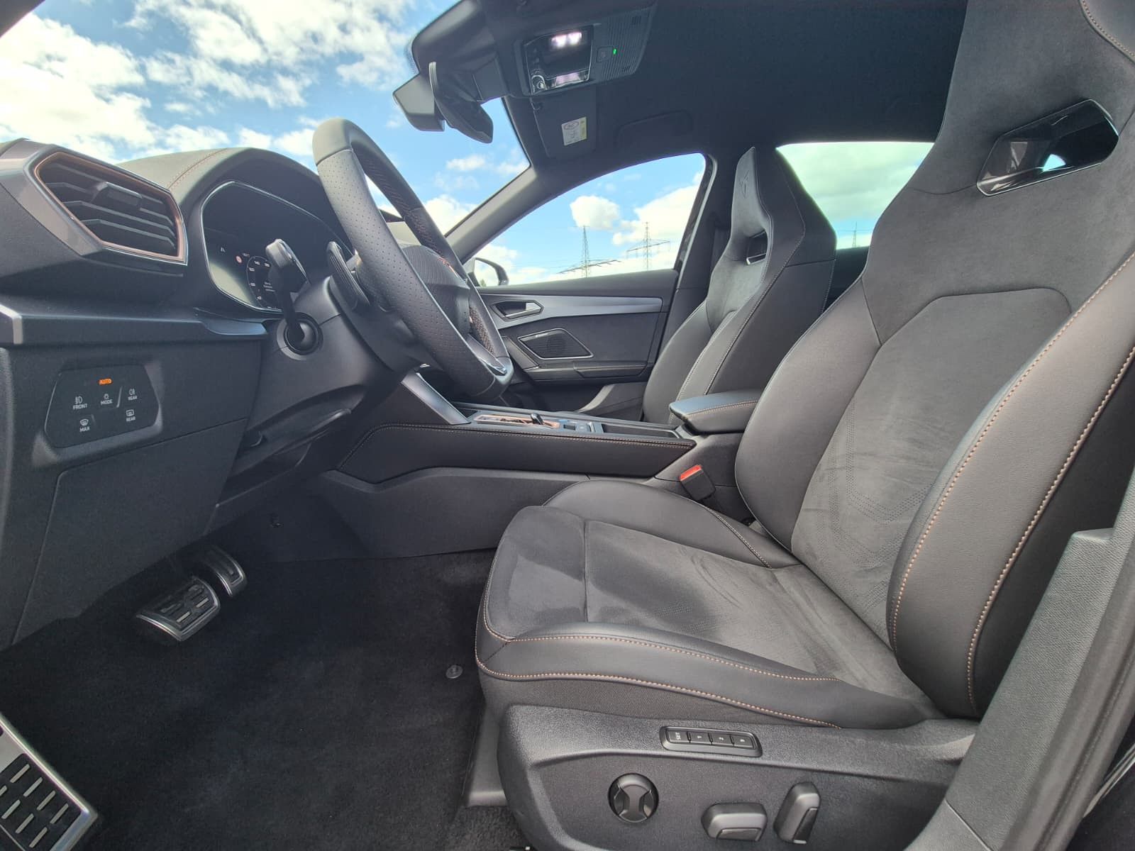 Fahrzeugabbildung CUPRA Formentor 1.5 eTSI SENNHEISER*EGDE*DYNAMIC*KAM