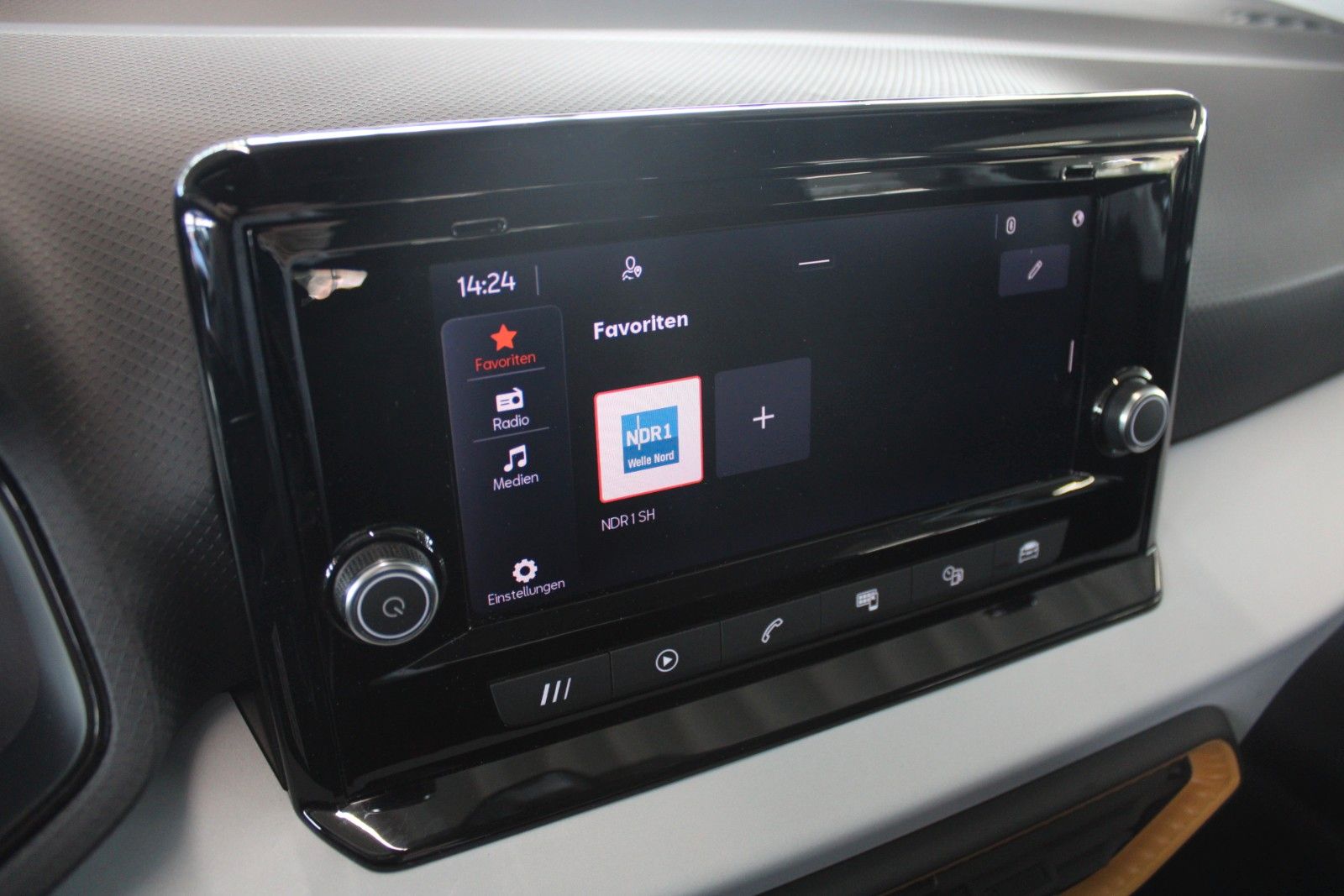 Fahrzeugabbildung SEAT Arona 1.0 TSI Style LED PDC Kamera Allwetterreif