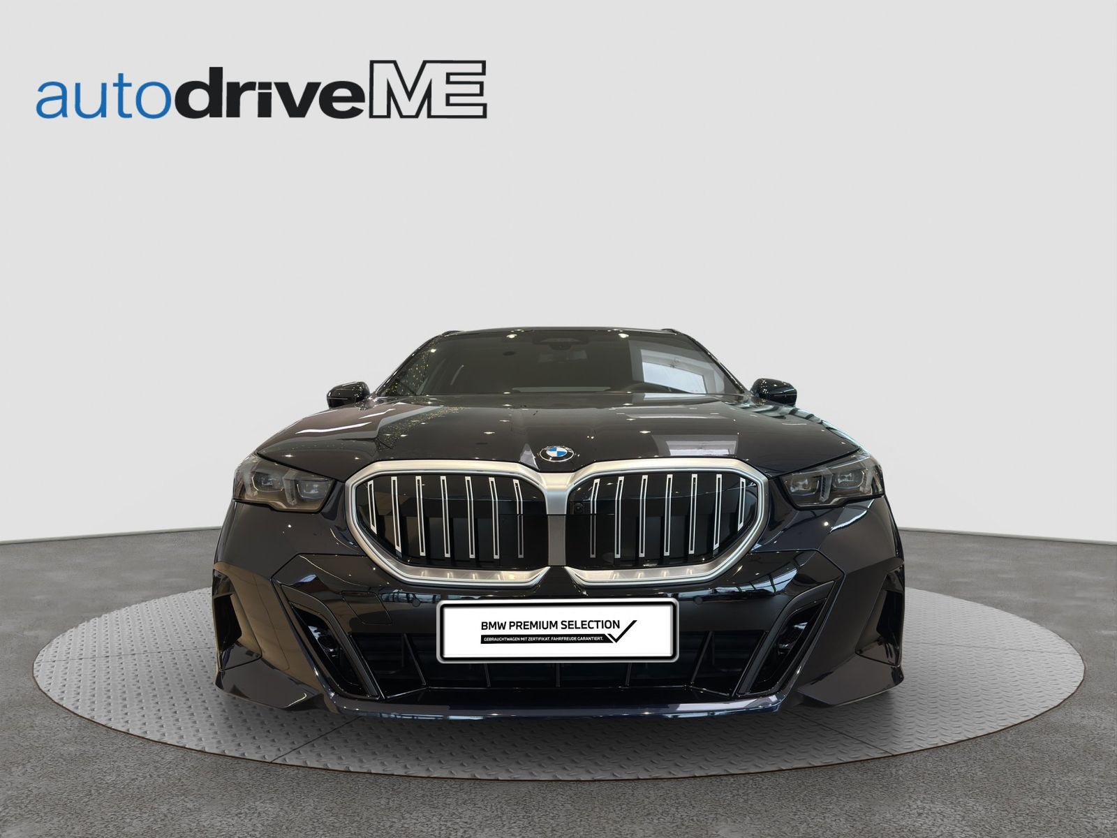 BMW 520d xDrive Touring M-Sport xDrive KAM 360 LED imagem 2