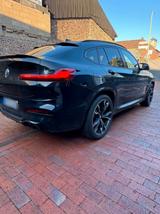 BMW X4 M COMPETITION AT M COMPETITION - schwarze BMW X4 M