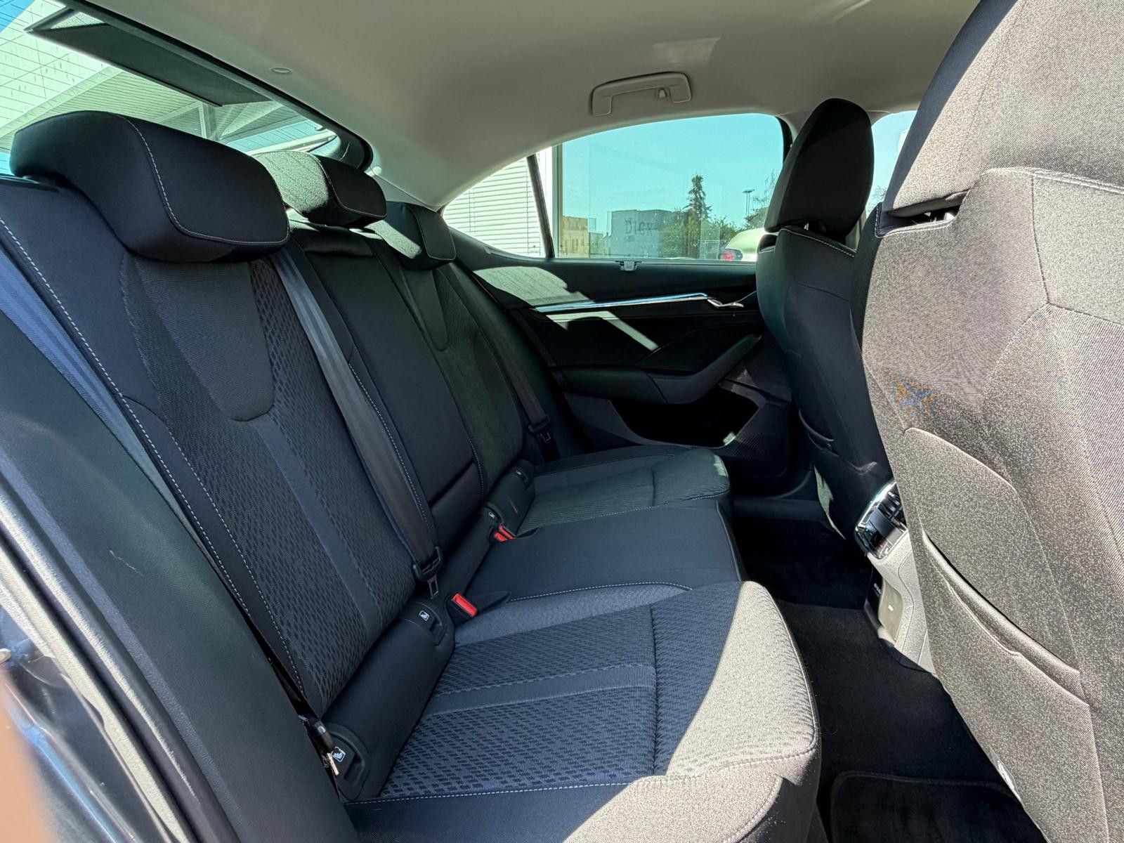 Fahrzeugabbildung SKODA Octavia 2.0TDI Style >VIRTU+HEAD+LED+SHZ+ACC+18"