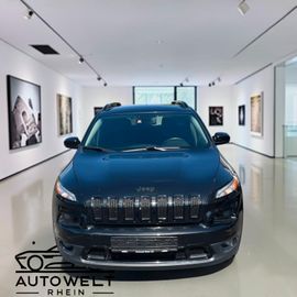 Jeep Cherokee - 5