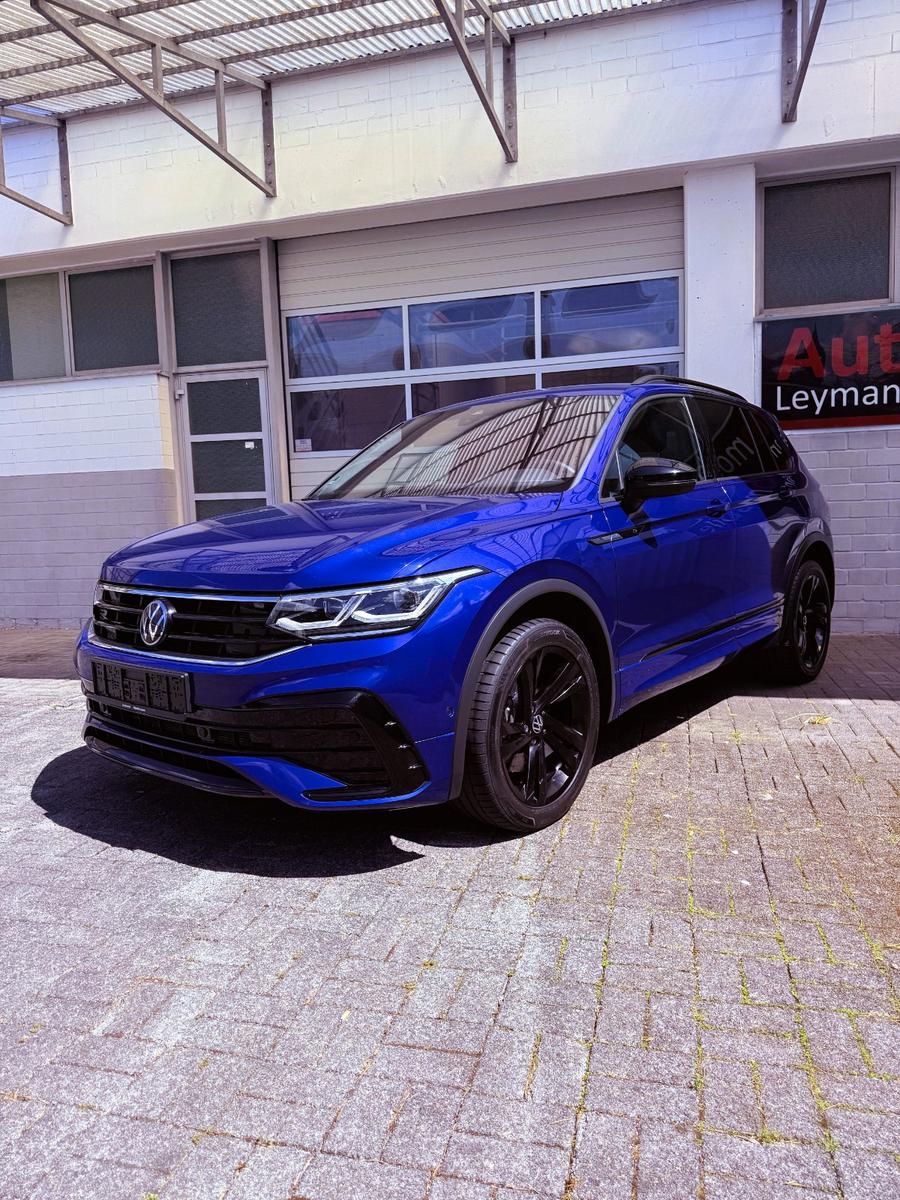 Volkswagen Tiguan R-Line 4Motion Black  IQ.Light Kamera 19"