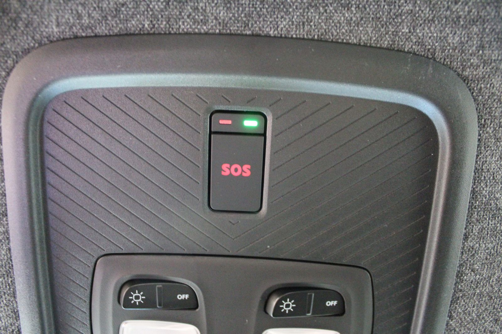 Fahrzeugabbildung Dacia Duster hybrid 155 Extreme *City-*Technik-*Winter