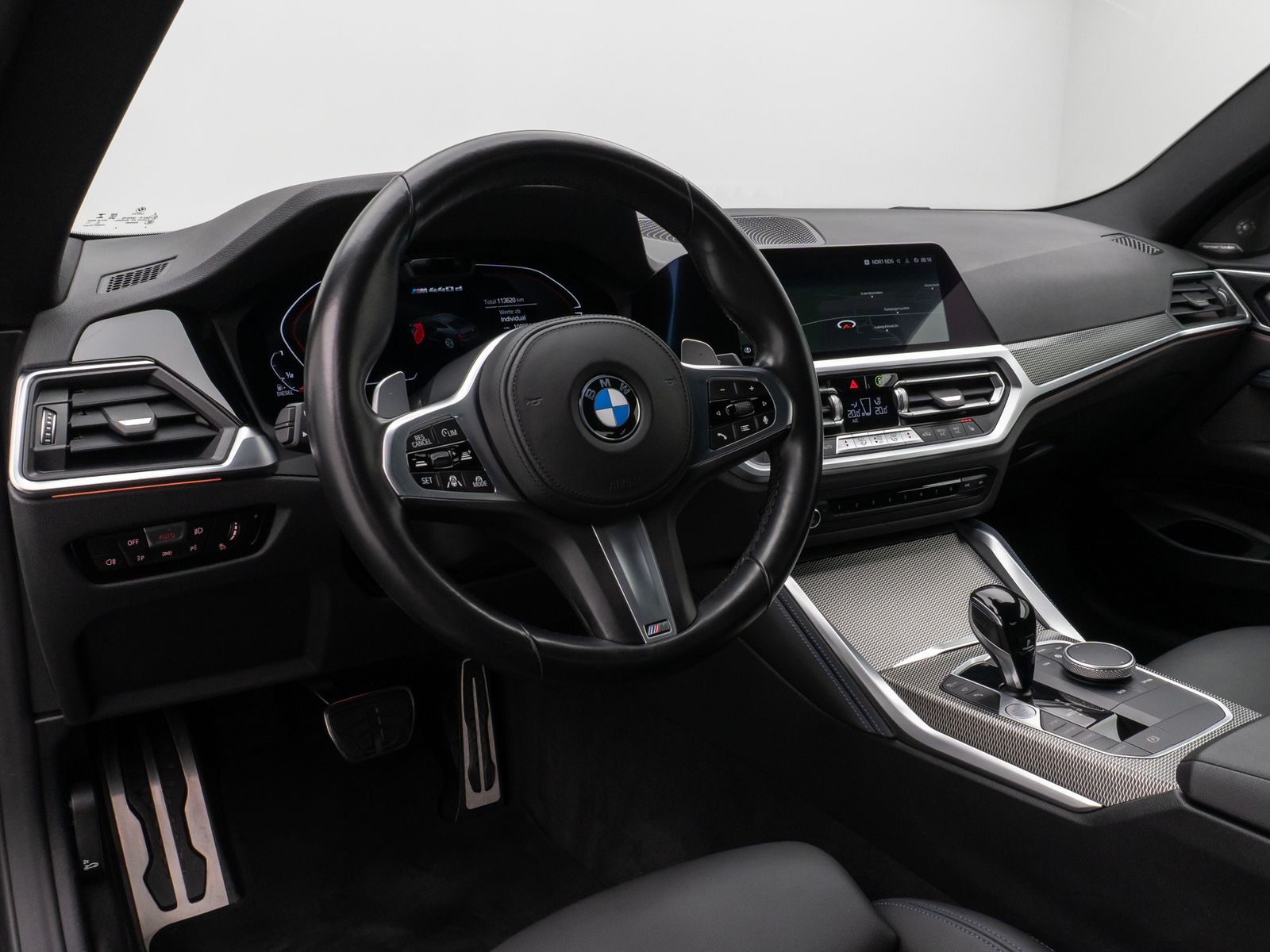 Fahrzeugabbildung BMW M440d xD Coupé Laser 360°HUD DAB H/K Komfort ACC