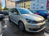 Volkswagen Touran Highline*7Sitzer * - Volkswagen Touran aus 2011: Highline