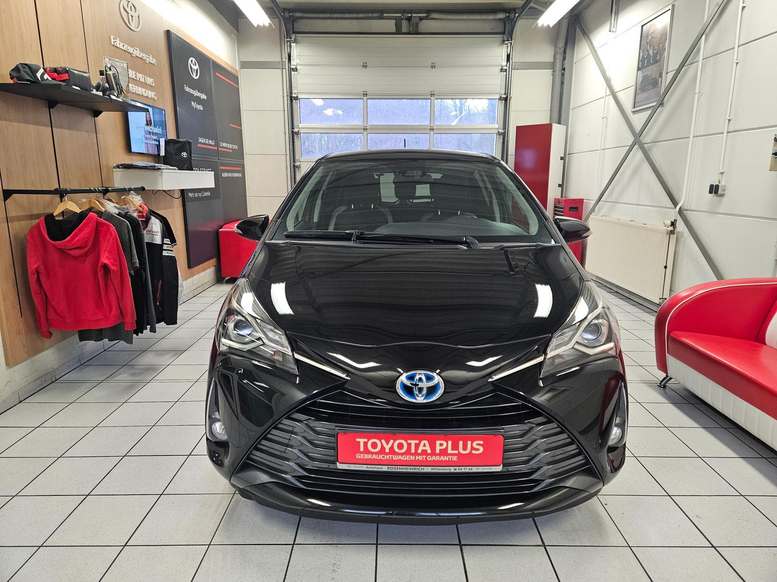 Toyota Yaris Hybrid Y20 Team D