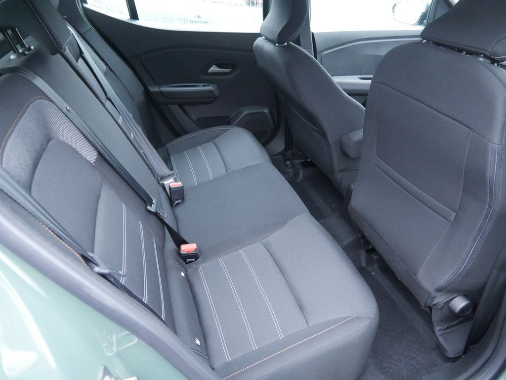 Fahrzeugabbildung Dacia Sandero Stepway Expression TCe 90